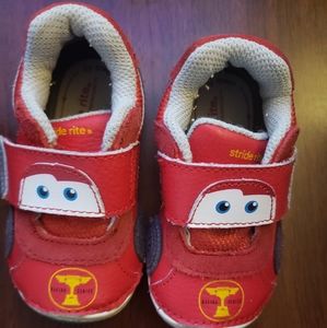 Stride Rite size 5 boys sneakers